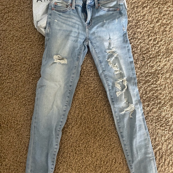 Never worn - Picture 1 of 2